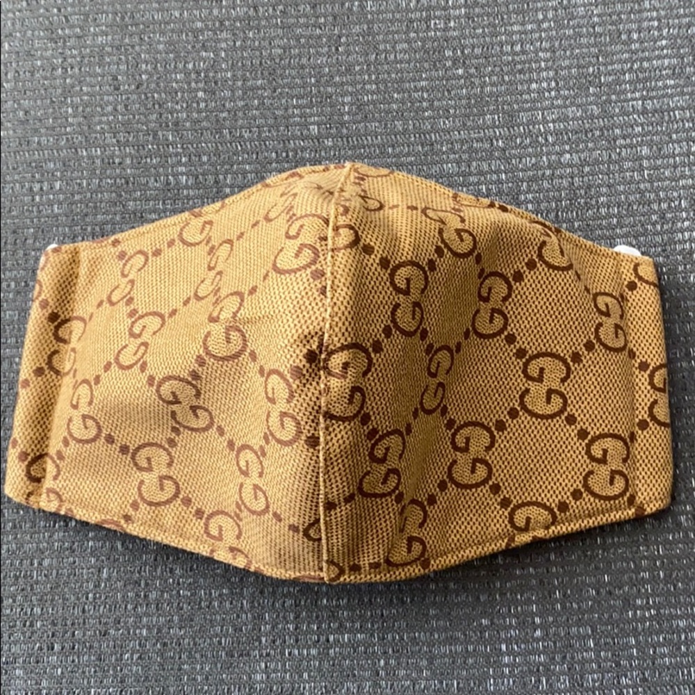 NWOT Face Mask Cover
